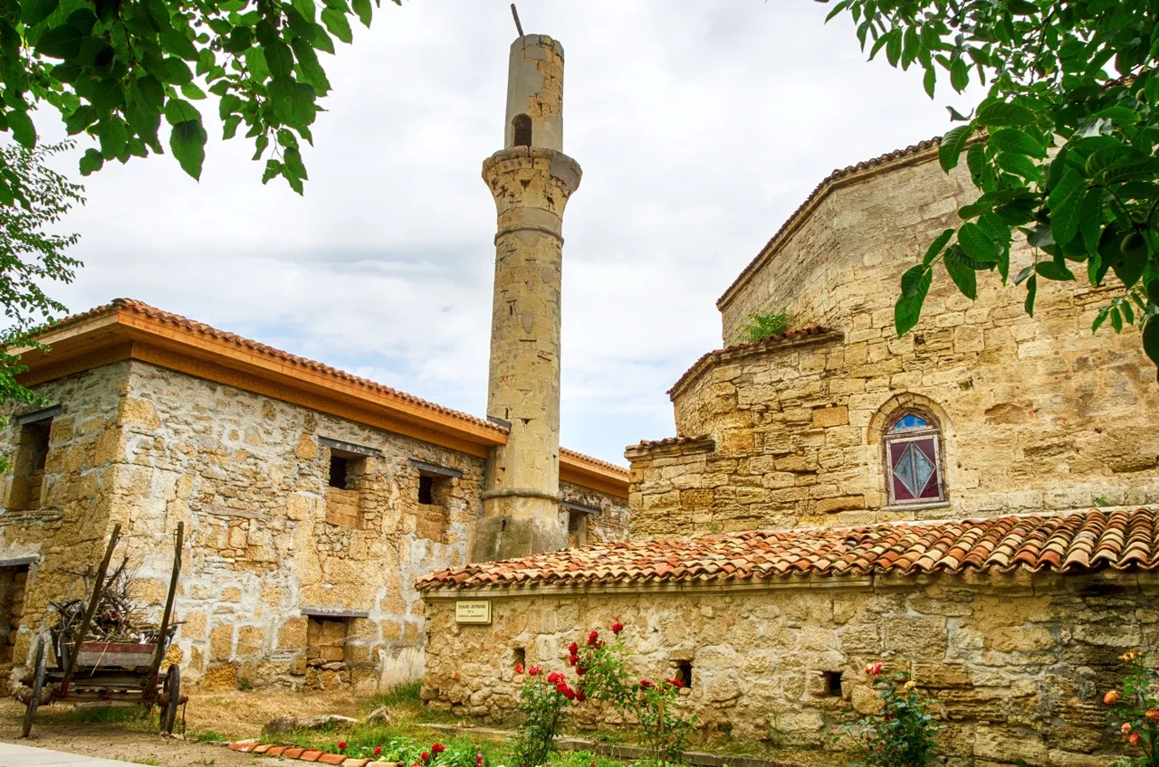 Watch the Whirling Dervishes at the "Tekie Dervish"