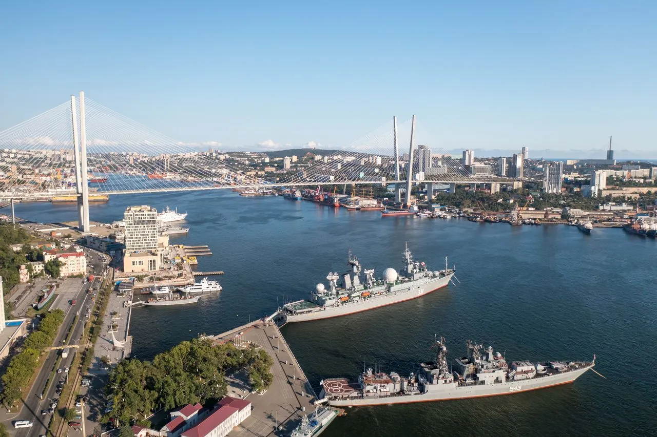 The Ship Embankment