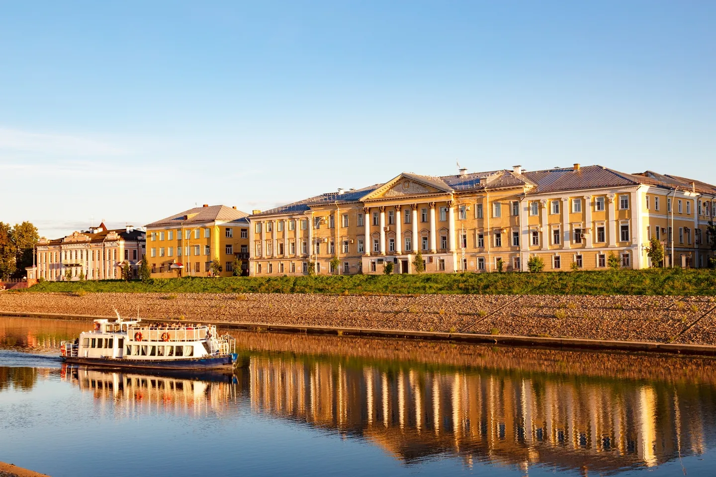 Prechistenskaya Embankment